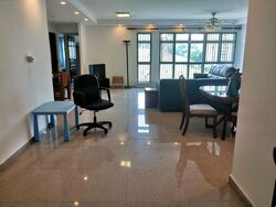 Bukit Batok West Avenue 5 (Bukit Batok), HDB Executive #458737531